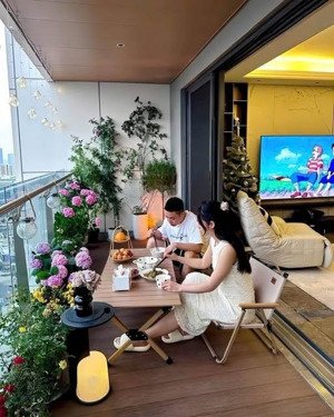 hàng hiếm duy nhất 1 căn 1pn+ view nội khu tòa a1 - đẹp mê ly - giá hết ý