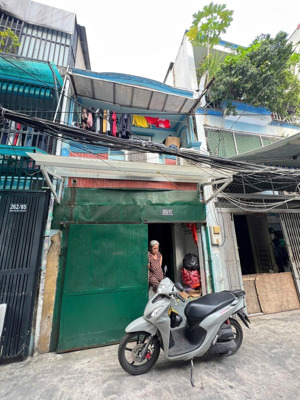 bán nhà ngay lõi phố ẩm thực quận 4 - 56m2 sử dụng - chính chủ