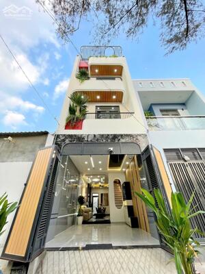 Nhà Cao Tầng Đông Thạnh Hóc Môn 4 Phòng Ngủ 5 WC