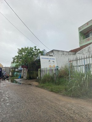 đất full thổ cư tại trung tâm thị trấn hòa hiệp trung, đông hòa, phú yên, 6m x 25m(150m2) giá1,65tỷ