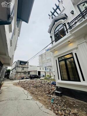 Căn nhà 3 tầng mẫu vila Ngay Chợ Vĩnh Khê thông sang 208, an Đồng, An Dương, Hải Phòng.