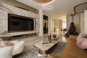 bán biệt thự trung tâm pmh, q.7. 8x18m. 4pn. nhà full nội thất mới 100%. có thang máy