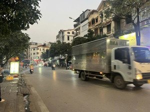 bán 35m2 đất văn quán- phân lô vỉa hè ô tô tránh- k lỗi lầm- xung quanh vô vàn tiện ích