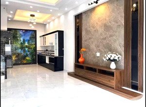 nhà đẹp long lanh ,sân xe hơi, ngay lê văn việt, gần đại học sư phạm, 3 tầng btct, nhỉnh 9 tỷ