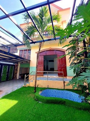 giáp q1 bán biệt thự (10 x 16) hẻm oto, đường nguyễn hữu cảnh giá 16.8tỷ