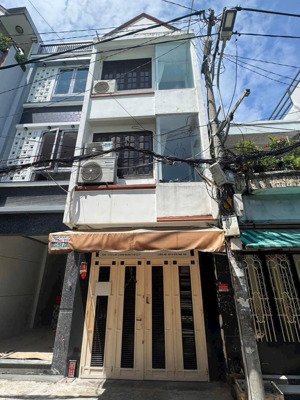 lạc long quân - hạ giá rất nhiều vì cần tiền gấp ạ. giá 2x