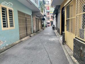 Bán nhà mới 373/ Lý Thường Kiệt - 1 trệt 2 lầu st - DT 3.8 x 10 - giá 5.68 tỷ TL