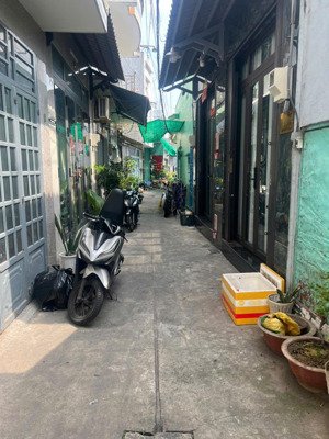 cho thuê nhà hẻm 3m lý thánh tông, 4 x 12m, 1 lầu 2 phòng, giá 8tr!