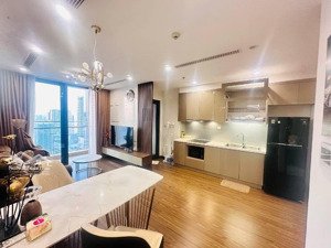 bán căn hộ tòa w2 vinhome west point phạm hùng, 66m2, 8 tỷ, 2 pn, 2 wc, sổ đỏ, full nội thất xịn.