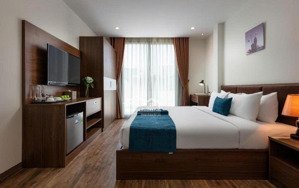 căn hộ dịch vụ cao cấp phố kim mã, gần lotte liễu giai, diện tích 205m2, mt 9m. 8 tầng