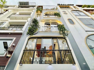 4x13,75 -2tỷ760, đồng nai, quận 10, 2 tầng, cho thuê dòng tiền 25tr/th, sổ hồng riêng- hoàn công đủ