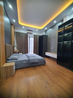 nhà đẹp phố lương ngọc quyến trần phú | 50m 5 tầng 7pn ô tô vào n