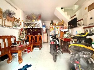 gấp bán. nhà 2 tầng 5m*6m sổ vuông, hẻm 1 sẹc gần hẻm xe tải, 3.55 tỷ đỗ nhuận,tỷ sơn kỳ, tân phú