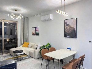 bán căn hộ m8 midtown 82m², bao thuế phí, hđt 30tr/th giá 9.5 tỷ