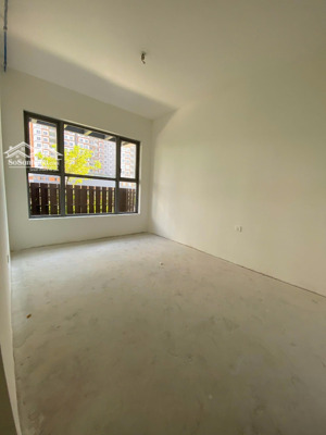 bán căn celesta rise 80m2 view hồ bơi với chỉ 6.3 tỷ