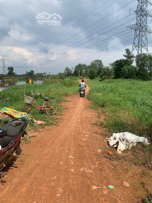 bán đất vườn củ chi diện tích lớn gần trung tâm hành chính xã giá tốt 22 tỷ còn thương lượng