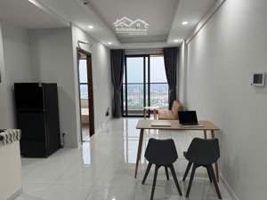 căn hộ 2pn có sẵn nội thất cơ bản mới tinh cần cho thuê gần aeon