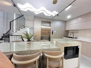 hàng hiếm chủ bán gấp tại cửu long, tân bình, 89m2/4 tỷ200, 4pn, 4wc, sổ riêng sạch đẹp, đường to