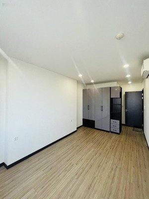 bán căn hộ skyview căn góc 2pn giá 2.320 tỷ buông sổ có nội thất cơ bản