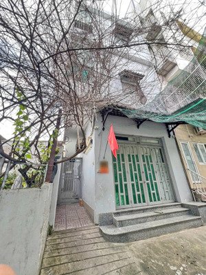 bds dòng tiền phường tân thuận q7 giá bán: 11 tỷ còn trao đổi vui vẻ dtkv: 5.5x30, dts: 240.5m2,