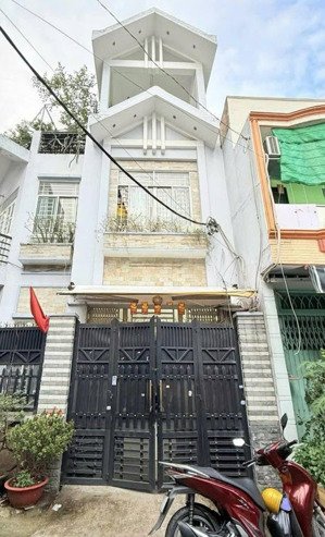 bán nhà hẻm thông7m âu cơ 60m2 3 lầu đúc thật giá chỉ 8 tỷ 3 còn tl