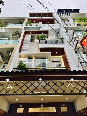 bán nhà gần chợ bến thành giá cực tốt ngay nguyễn thái bình, quận 1 - 63m2 - 3 lầu