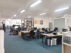cho thuê văn phòng làm việc 24/7 tại duy tân- cầu giấy diện tích 140m2 giá chỉ 24,5tr/tháng full đồ