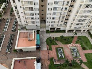 cần tiền bán 57m, sky3, 2pn, 1wc, 4.5ty, nhà xinh xắn, view công viên xanh mát, an ninh,tiện ích