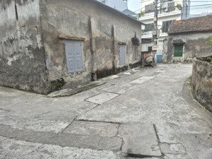 hàng hiếm! bán lô góc dt36m gần khu tđc vĩnh quỳnh, oto 7 chỗ đỗ cửa. lh 