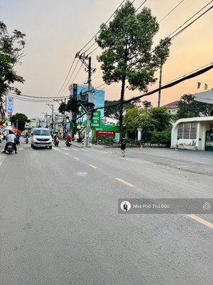 nhà phố ôtô đỗ cửa - man thiện thông lê văn việt - ngã 4 thủ đức - ga metro