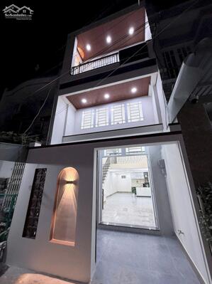  BÁN NHÀ 1 TRỆT 2 LẦU HẺM Ô TÔ TRẦN HƯNG ĐẠO, MỸ QUÝ