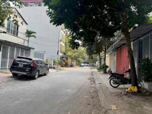 Chính chủ cần bán gấp mảnh đất đẹp tại trung tâm khu đấu giá tổ 8 Thạch Bàn, Long Biên