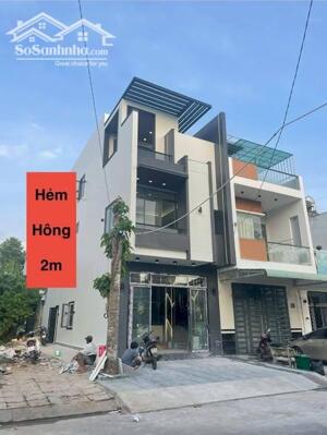 BÁN NHÀ 2 LẦU HIỆN ĐẠI CÓ MƯƠNG HỞ BÊN HÔNG VÀ PHÍA SAU THOÁNG MÁT ĐANG HOÀN THIỆN TẶNG FULL NỘI THẤT CAO CẤP