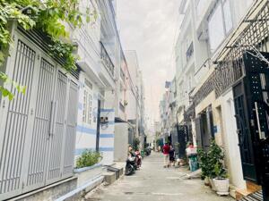 Nhà 4 lầu khu dân cư đồng bộ đường xe hơi Quốc Lộ 13 phường hiệp bình phước thủ đức