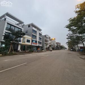 Mở bát 2026 với lô góc 60m2 Tđc Trâu Quỳ, đường 13m và 5m giá đầu tư tốt. Lh 0989894845