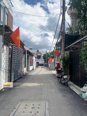 Lô Đất thổ cư hẻm xe hơi Đường số 38 Hiệp Bình Chánh Thủ Đức 61m2