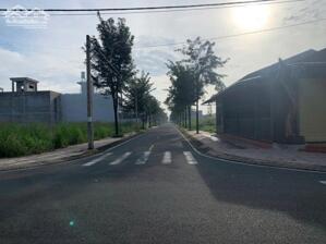 Nền liền kề lô góc đối diện khu thể thao Alana City chỉ 1,3 tỷ