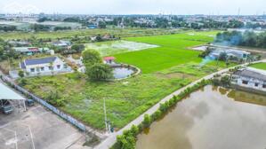  LÔ ĐẤT 210M² MẶT TIỀN TRUNG TÂM BẾN LỨC CHỈ HƠN 2 TỶ – PHÙ HỢP Ở & KINH DOANH 