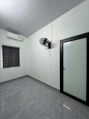 Cho thue nhà sạch đẹp có đồ về ở ngay ngõ thông chợ Hàng , Lê Chân