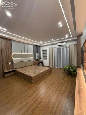 SIÊU PHẨM 2 THOÁNG MỚI KOONG NGỌC THỤY 50M, 6T, MT5M, GARA, Ô TÔ TRÁNH, THANG MÁY.