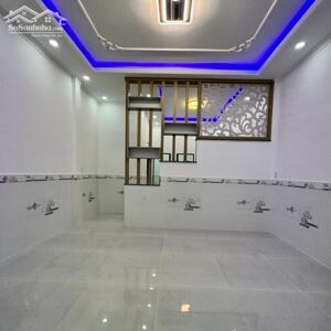 Gần Tô Hiệu, 53m2, ngang hiếm 5m, tiện ở hoặc cho thuê giữ tiền, Nhà mới dọn vào ở ngay