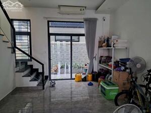 Cho thue nhà nguyên căn Vin Marina Vĩnh Niệm , Lê Chân. Kinh doanh , văn phòng , ở