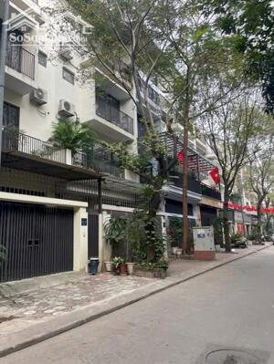 Liền kề trung tâm Mỹ Đình hoàn thiện đẹp 65m2 5 tầng 18 tỷ