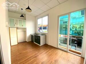 Căn góc 2 MT kinh doanh mọi ngành nghề - đường trước nhà 12M - chỉ 8.x tỷ - gần Đinh Bộ Lĩnh