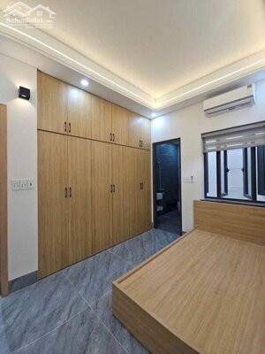 em đang gặp chút khó khăn, cần tiền nên bán căn nhà 1t9 lh 0798879145