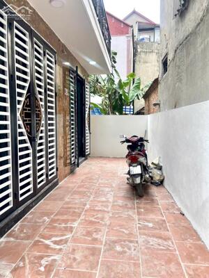 BÁN NHÀ SONG PHƯƠNG – HOÀI ĐỨC. 30m² x 5Tầng, Căn cuối – Nhà mới – Ngõ nông, gần Đại Lộ TL