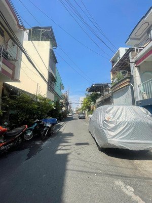 nhà mặt tiền đường bùi hữu diện cư xá phú lâm c, 3.85x18.2m nở hậu 4m, cách chợ 50m gần khu tên lửa