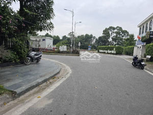 bán liền kề khu mipec city view kiến hưng, mậu lương, kinh doanh, ở sướng. 83m2 giá 18 tỷ