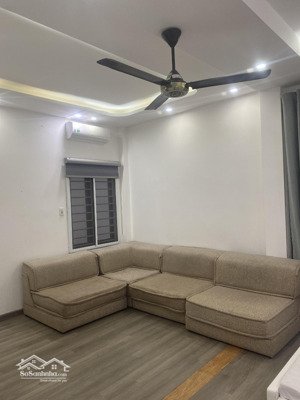 chính chủ bán nhà 5 tầng ven hồ tây, trích sài, ô tô vào, cách hồ 10m giá tốt