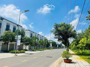 nhà phố trung tâm pháp lý chuẩn phù hợp vừa ở vừa đầu tư sinh dòng tiền